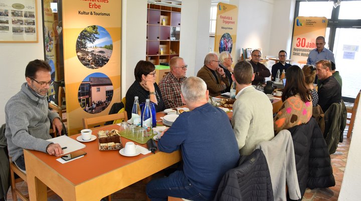 Mitglieder des Vorstandes bei der Vorstandssitzung